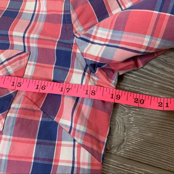 Untuckit Laconia pink blue plaid button down top sz 4 - Picture 4 of 7